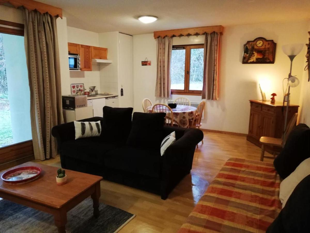 Le Repere Des Ecureuils Apartman Samoëns Kültér fotó