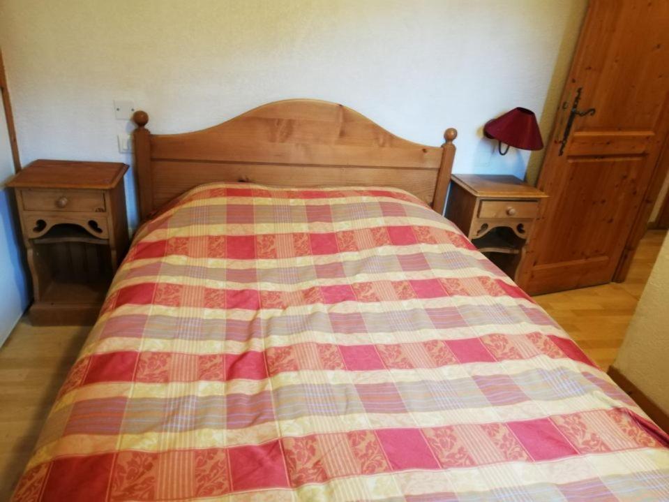 Le Repere Des Ecureuils Apartman Samoëns Kültér fotó